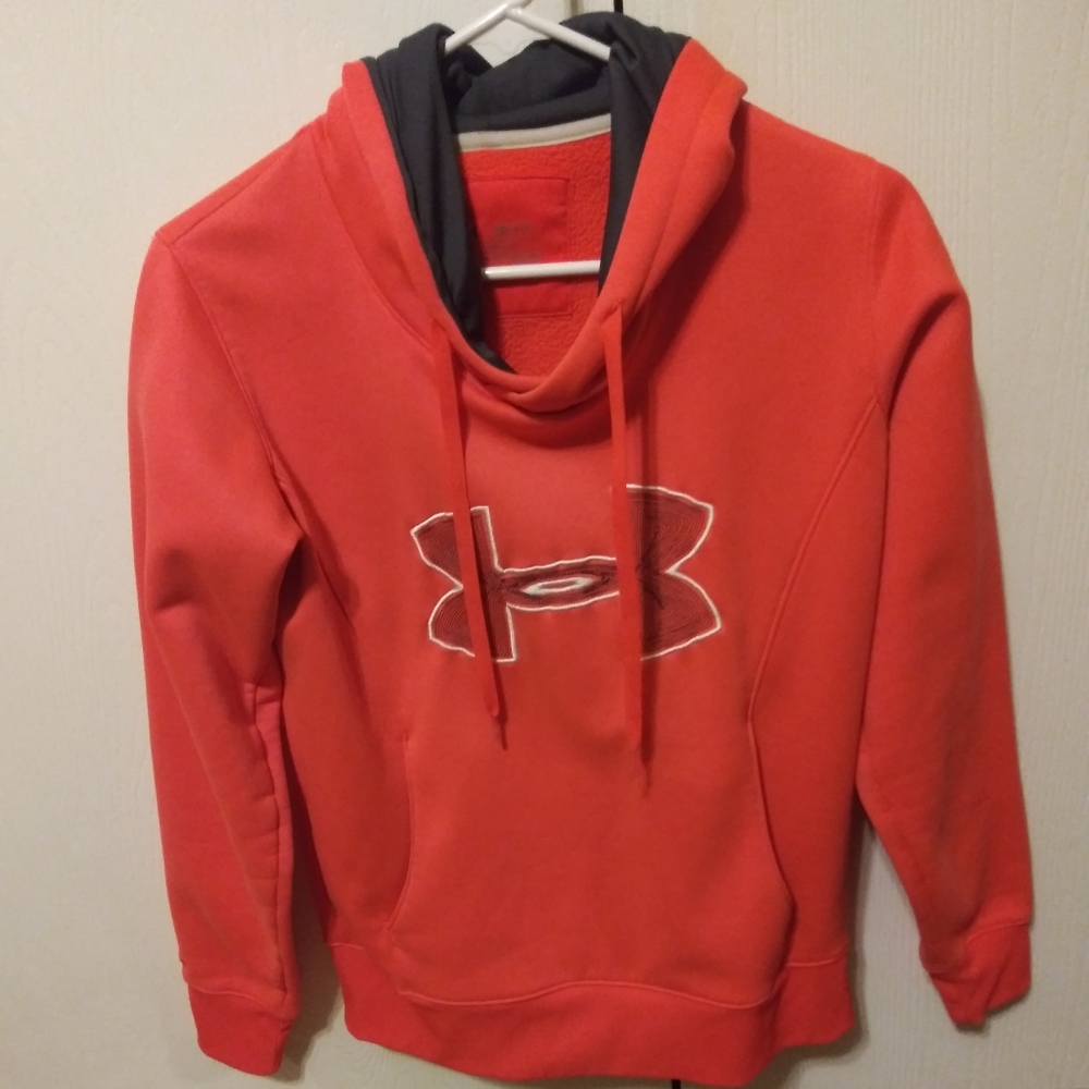 Underarmour sweatshirt
